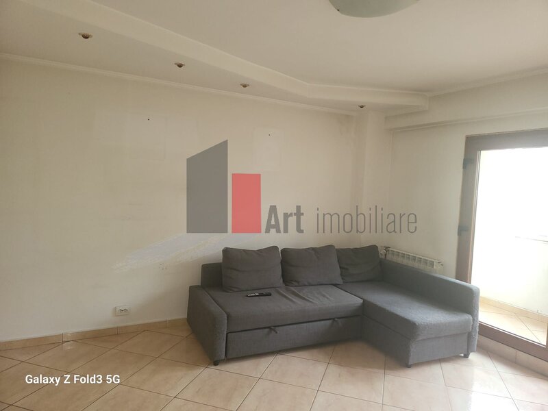 Bulevardul Sincai apartament 3 camere decomandat
